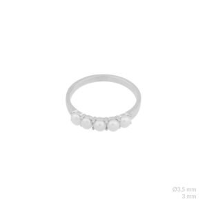 Anillo de plata de ley.