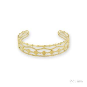 Brazalete de acero inoxidable.