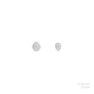 Pendientes de plata de ley con circonitas.